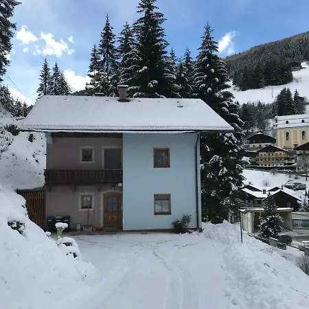 Ferienhaus Dorfblick * Außervillgraten